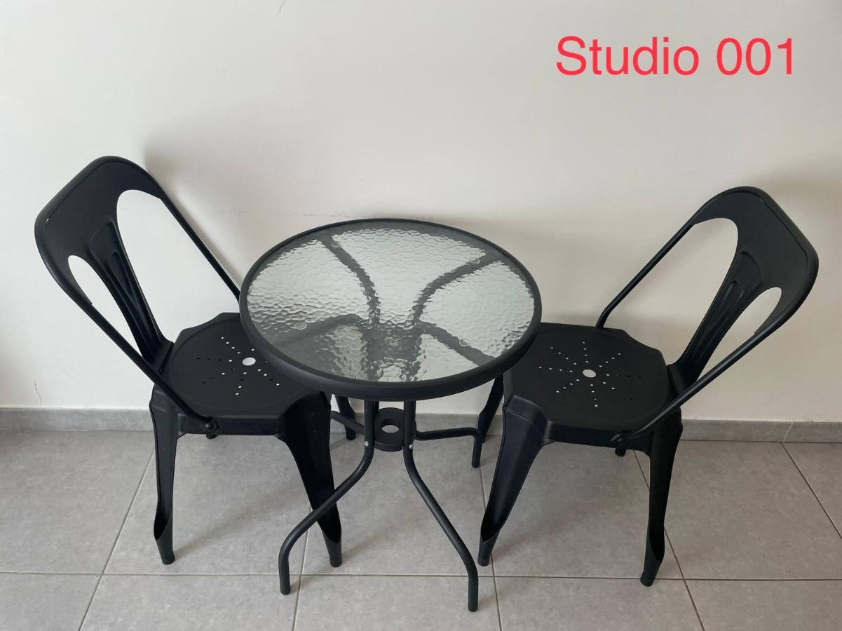 Studio A 300 M De La Gare De מונט-לה-ג'ולי מראה חיצוני תמונה