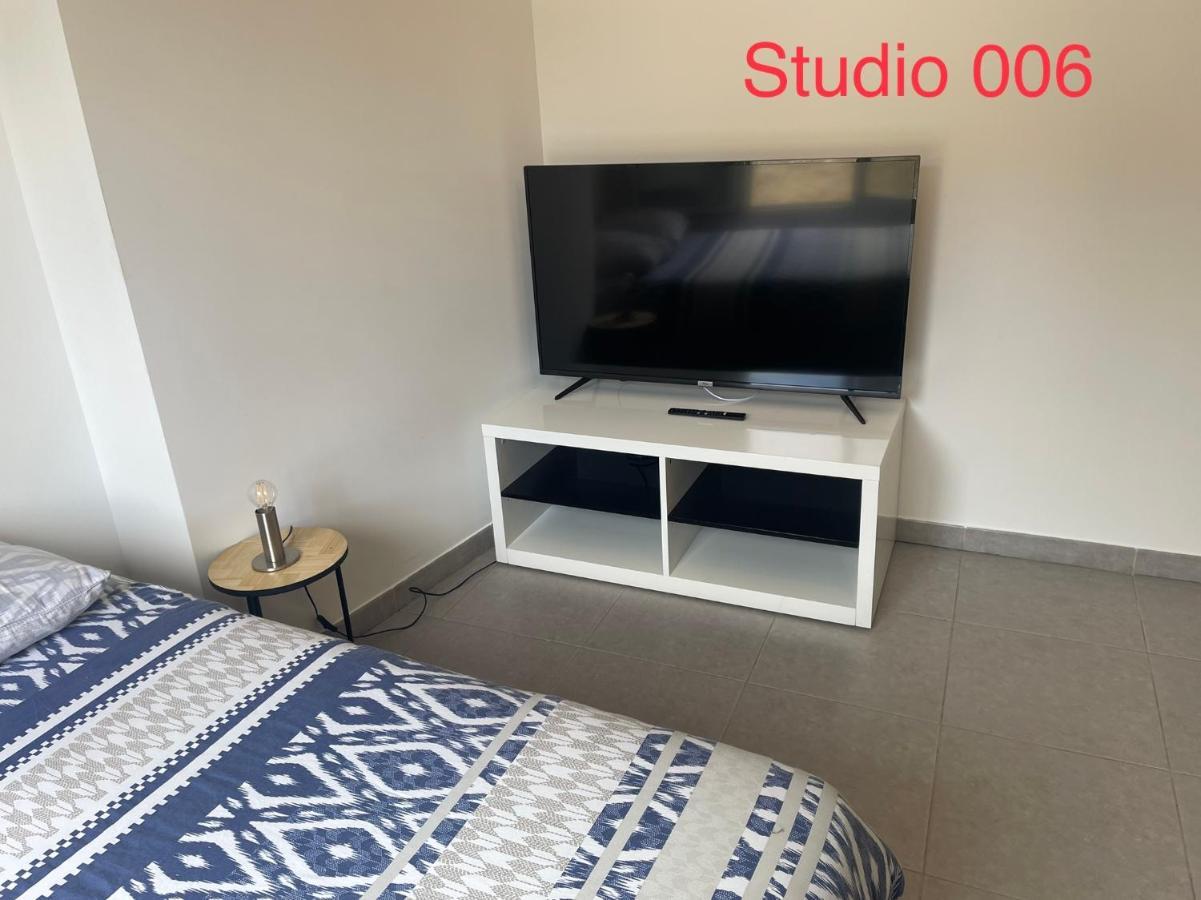 Studio A 300 M De La Gare De מונט-לה-ג'ולי מראה חיצוני תמונה